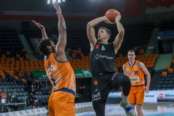 还是万德森 还是万德森