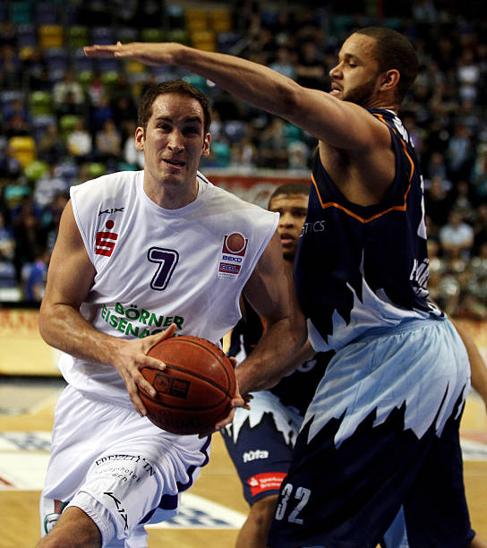 但他们在这 但他们在这