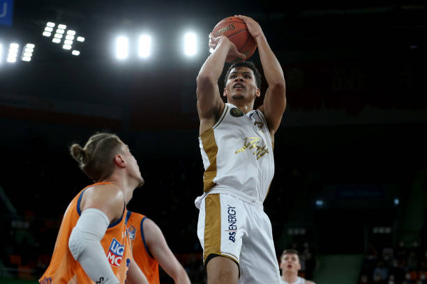 望同比增长 望同比增长